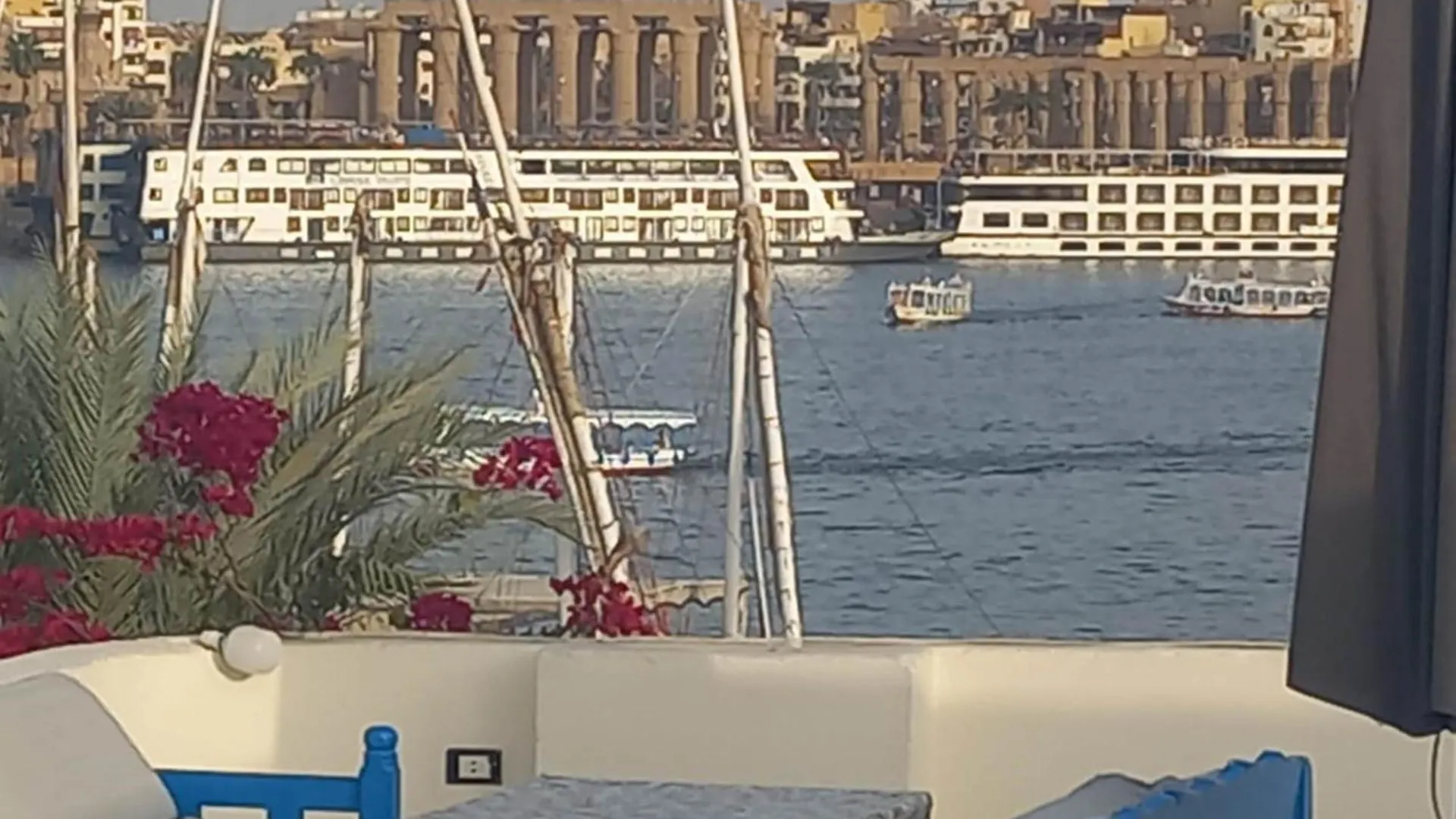 Des Freres Sayed Apartman Luxor